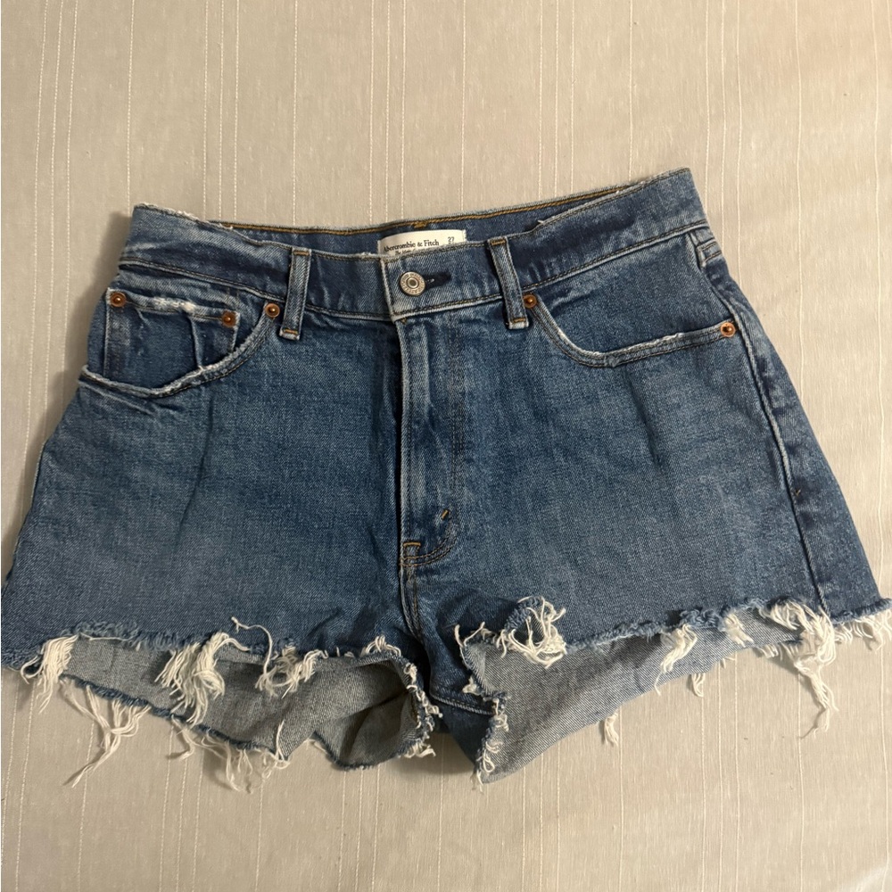 Abercrombie Curve Love Mom Shorts